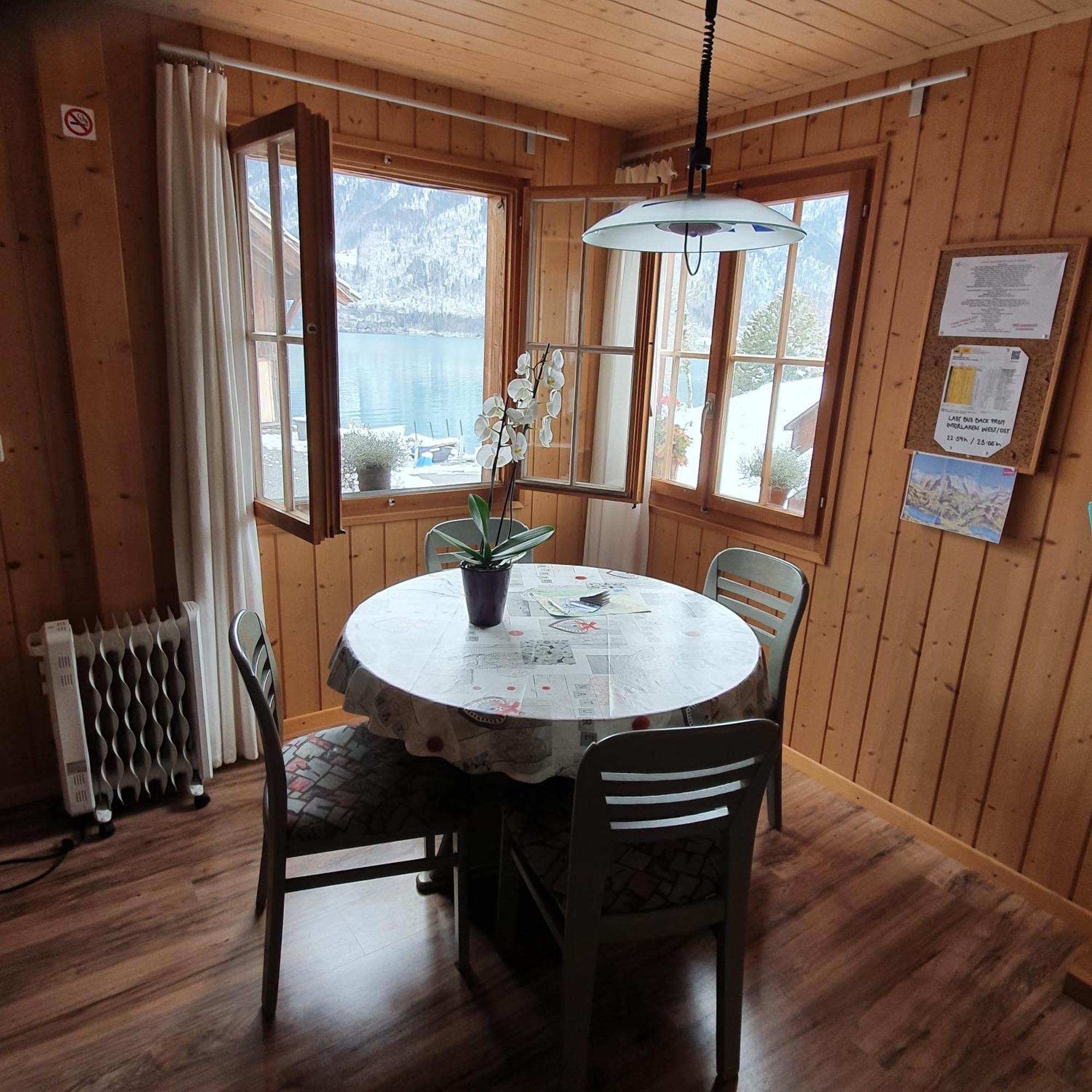Chalet Diana Lakefront Ringgenberg Bilik gambar